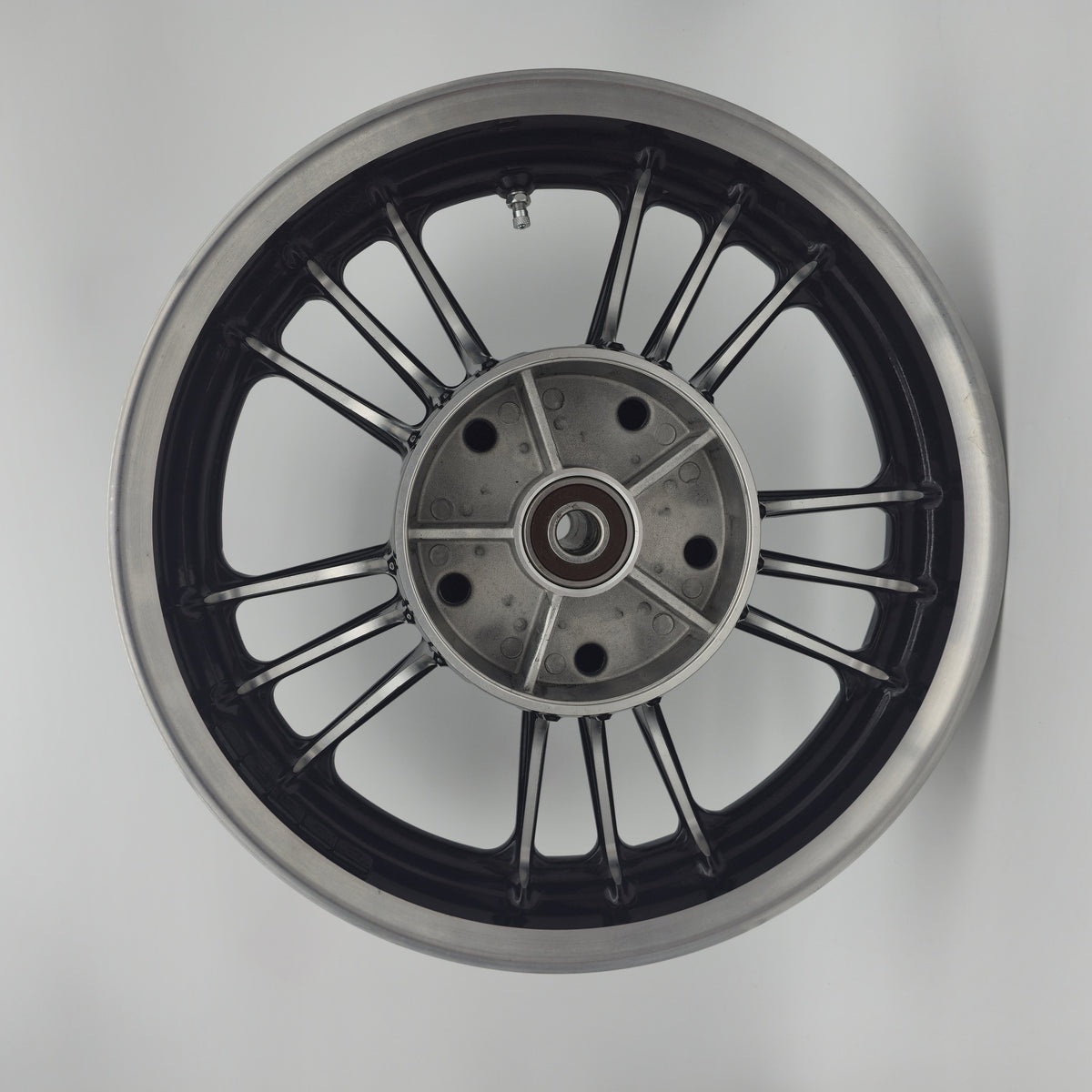 Indian Motorcycle Machined Rear Wheel – Scout – 2881579-266M