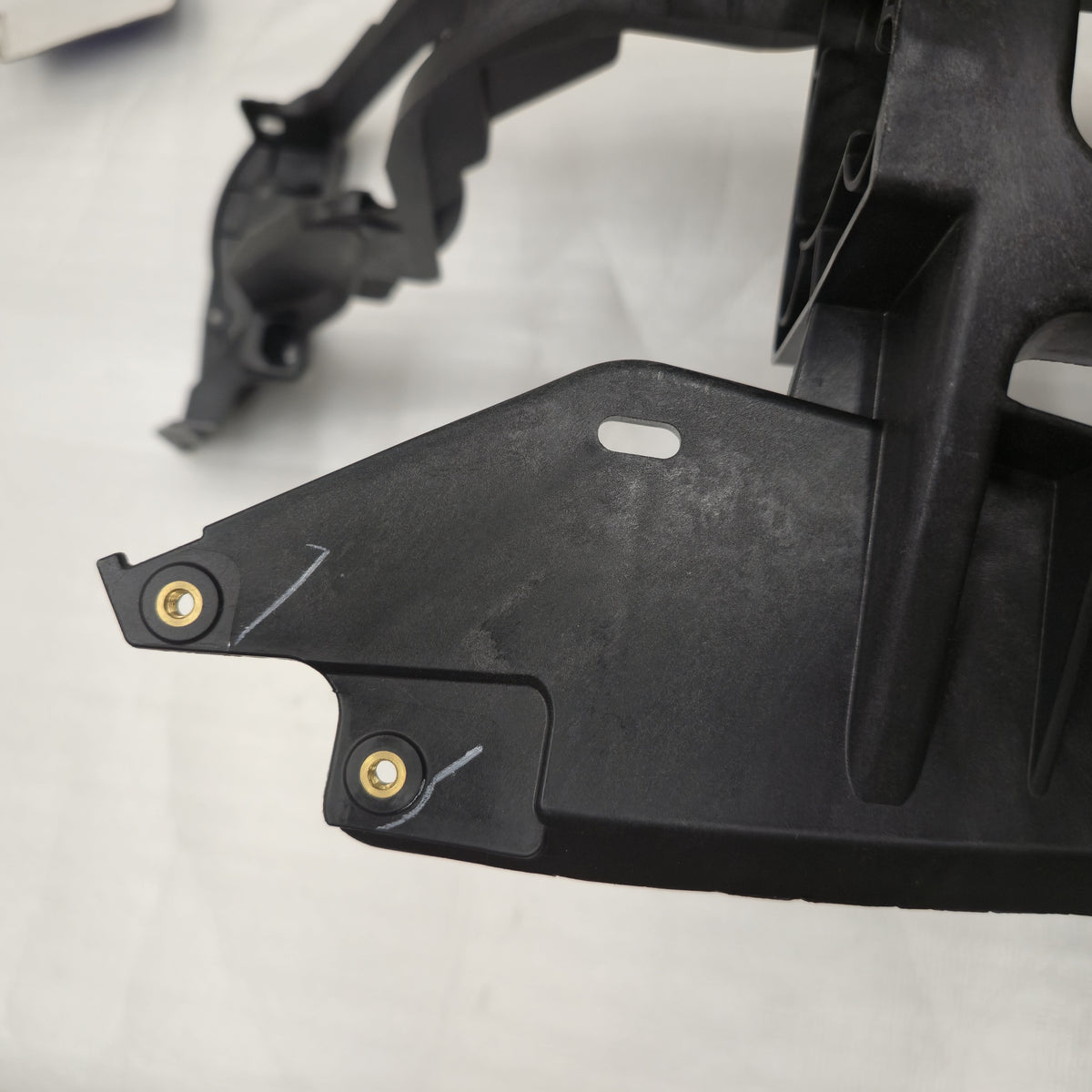 Can-Am Spyder F3 LH Console Support – 708400170